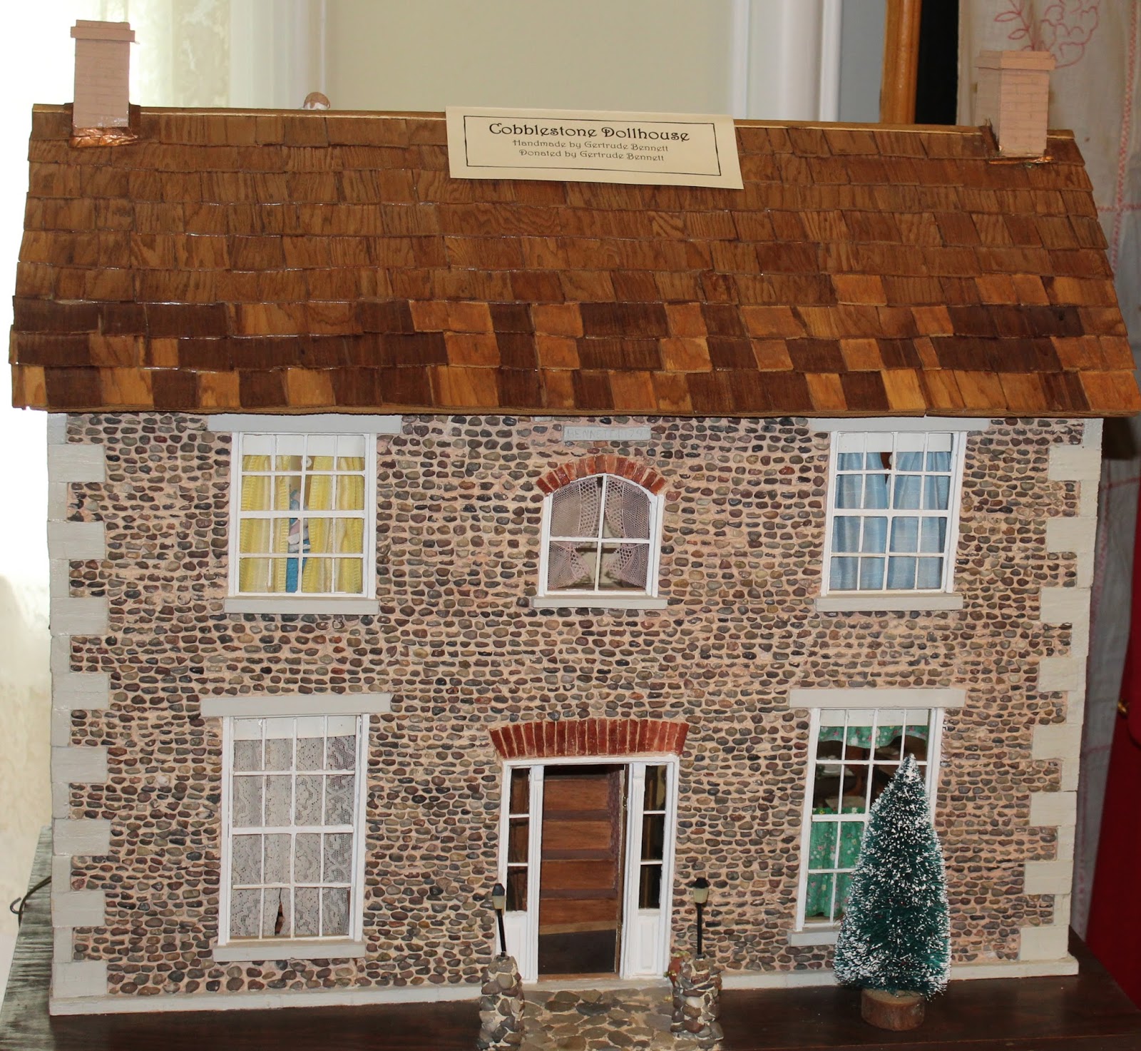 Dollhouse 1